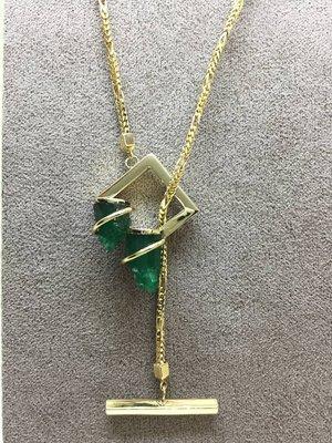 Custom emerald lariat necklace. 14k Yellow gold