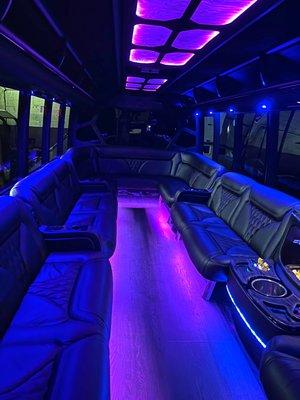 716 Limousine