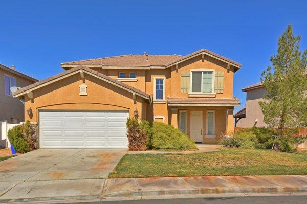 Beautiful Home in Victorville