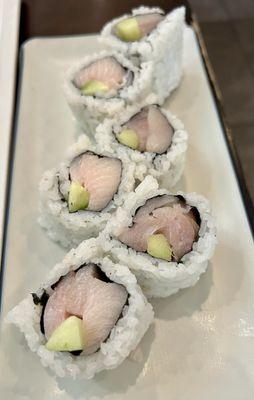 Yellowtail Roll