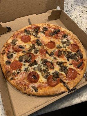 12" Pepperoni and Mushroom