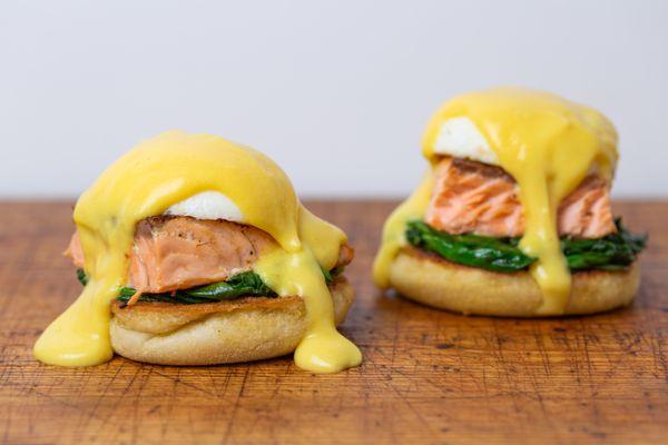 Alaskan Arnold- two english muffin halves topped with salmon, spinach, two poached eggs, and Hollandaise  sauce.