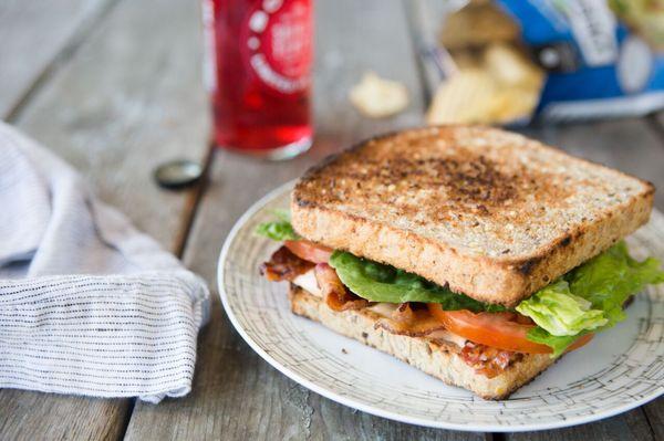 The Porch BLT w/ chipotle mayo