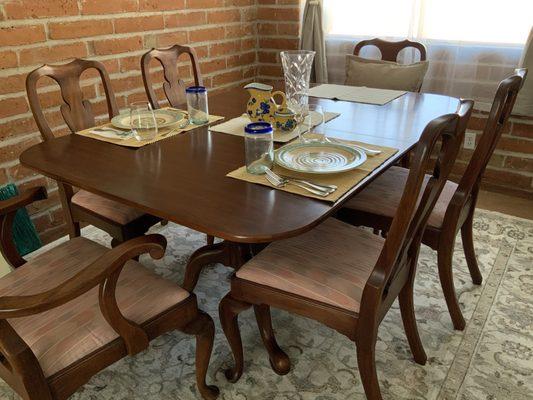 Table and chairs from Annabel's. Fine quality, Hershel-Harris!