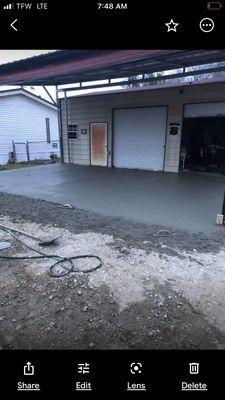 WBR Concrete And  Pressure Washing