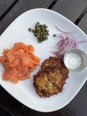 Smoked salmon & potato latkes (brunch)