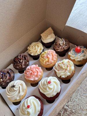 Dozen cupcake order