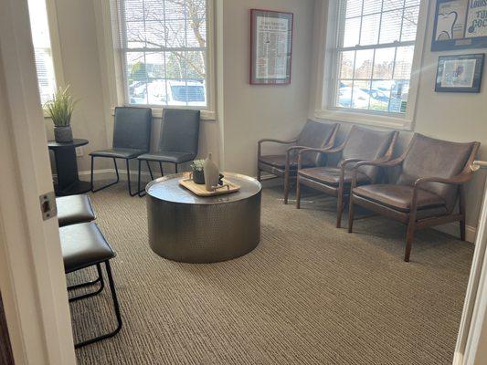 Front office / waiting area