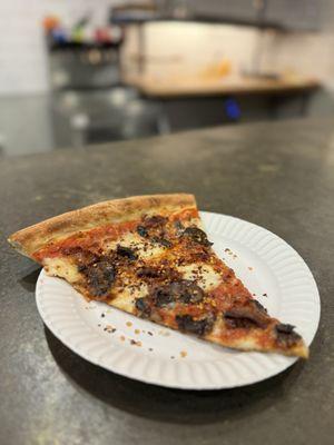 Manco slice - Mushrooms, bacon, and mozzarella