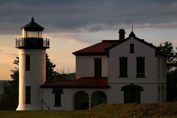 Admiralty Head Lighthouse