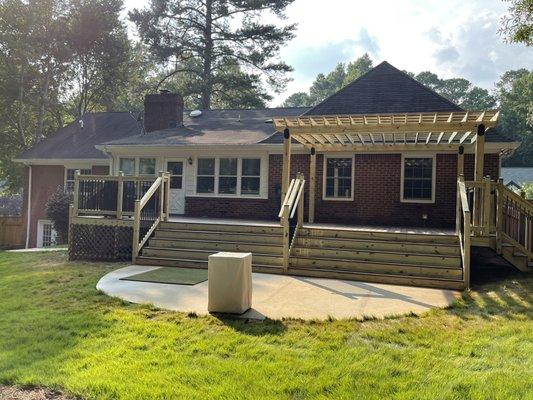 Deck and pergola build by Neighborhood Lawn Care and landscaping