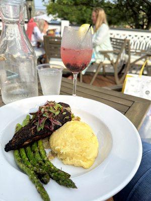 Blackened snapper.It was beyond blackened - hard as a rock and the waitress did not care when I mentioned it.