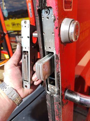 We offer commercial lock repair and installation