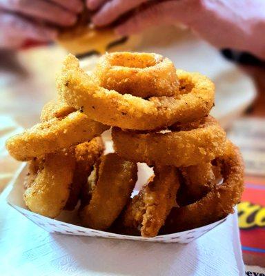 Small order of onion rings. Mmmm.