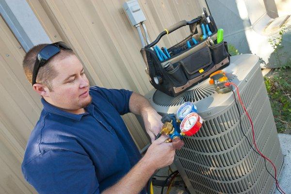 Certified HVAC technicians. (619) 304-3397