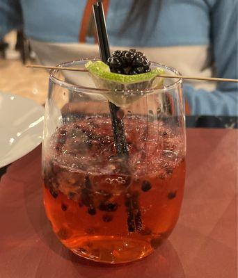 Blackberry gin tonic!