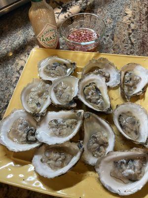 Delicious fresh oysters!