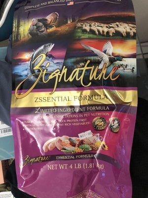 Zignature Zssential for dogs with sensitive stomach