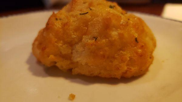 Cheddar Bay Biscuit