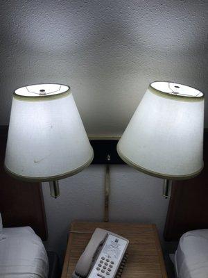 Dirty lamps