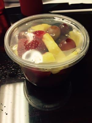 Fruit salad to go