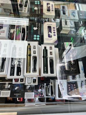 Guy behind the counter says "all of the vapes leak"!!! Save your money