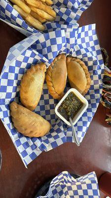 Empanadas con chimichurri