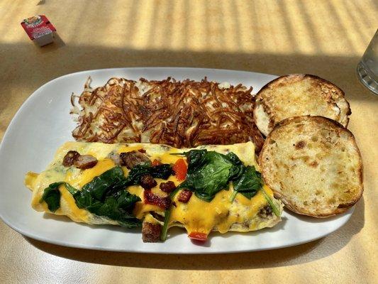 Special Omelette - sausage, red pepper, spinach & cheddar. Really liked how fluffy the eggs were!