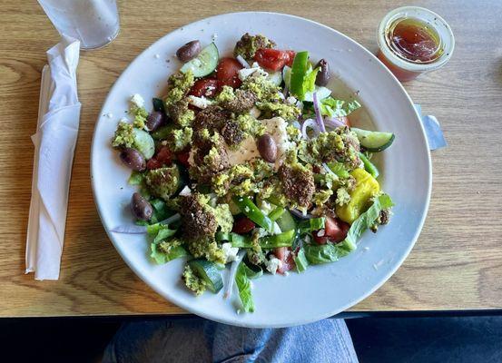 American-Garden Greek Salad (with lettuce) - Size  1/2 / American-Garden Greek Salata - Size  Large/ Meat  FALAFEL