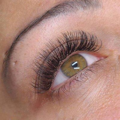 Lash extension