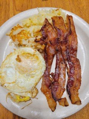 Egg, hashbrowns, bacon