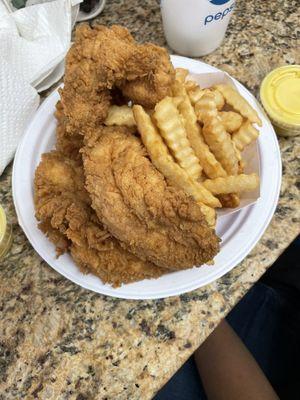 Chicken Tenders & Fries - 4 Piece