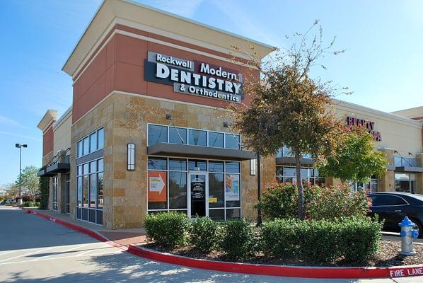 Looking for a family dentist in Rockwall, TX? You have come to the right spot!