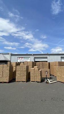 To go containers being unloaded.