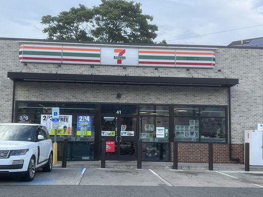 7 Eleven Location