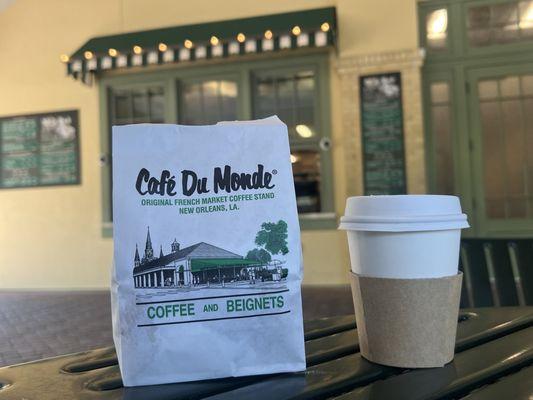 stopped at cafe du monde