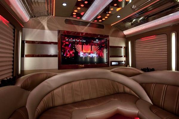 NEW 2012 LIMO BUS!