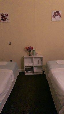 The Couples room , with your friends together enjoy the massage