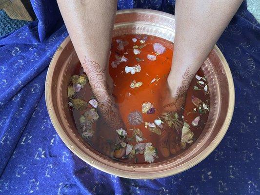 Herbal foot bath