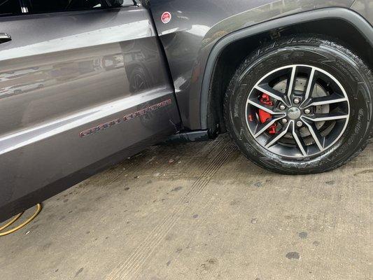 Red calipers & Slotted Rotors