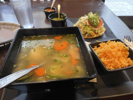 Sopa de pollo