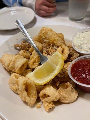 Calamari Fritti
 tartar, lemon