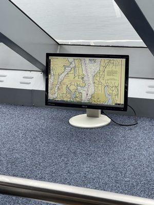 Clipper navigation monitor for comfort class