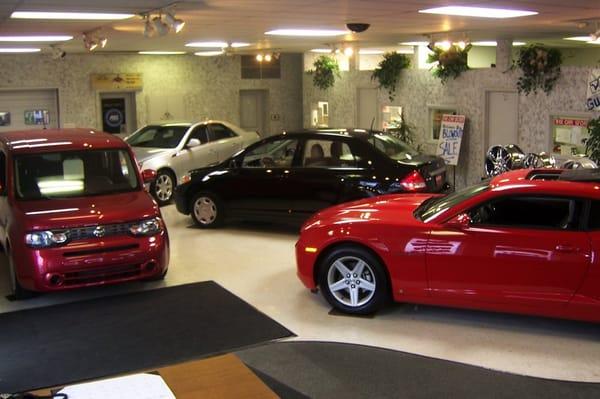 Showroom Floor Used Cars Aurora IL