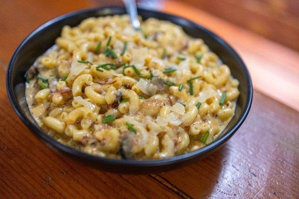 Bacon Mac & Cheese ($18)