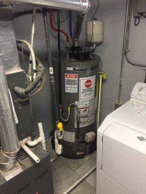 Rheem Performance 50 Gal gas water heater installation with an expansion tank in tight space. Clean and neat! (Westminster, CO)