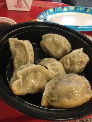 Open till 11pm on Fridays and Saturdays! Dumplings ummm good