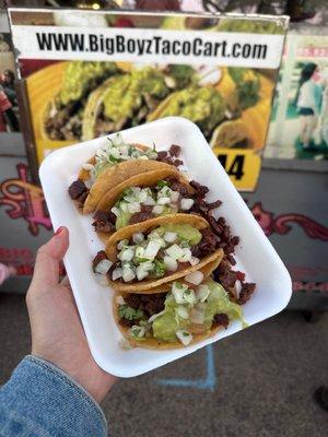 4 Carne Asada Tacos. Delicious and hot sauce had a great kick!