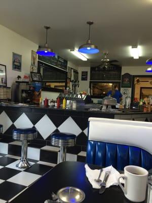 What a great looking diner