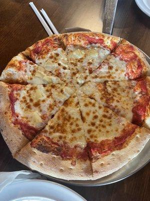 Cheese pizza